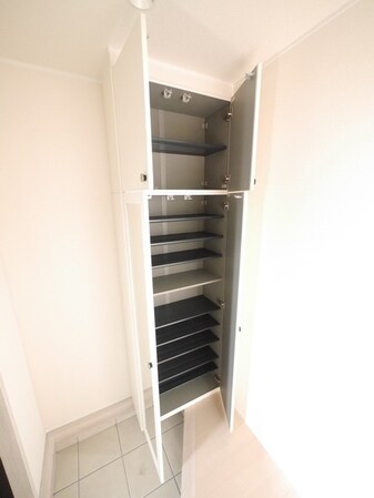 エルメゾン A棟の物件内観写真